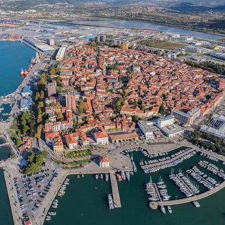 Blue Casa Apartment Koper Bagian luar foto