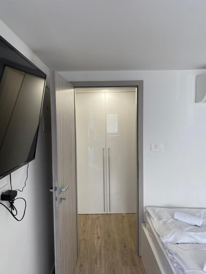 Blue Casa Apartment Koper Bagian luar foto
