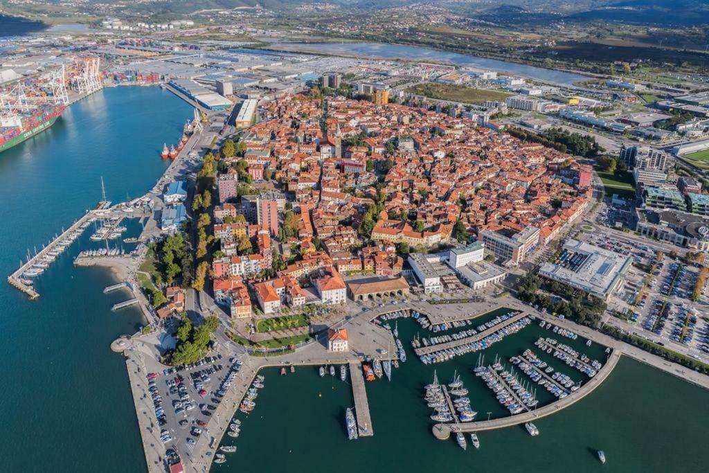 Blue Casa Apartment Koper Bagian luar foto